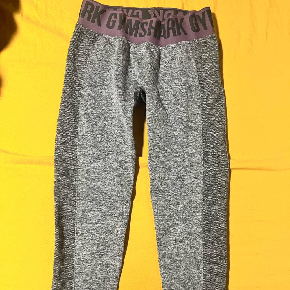Gym shark legging